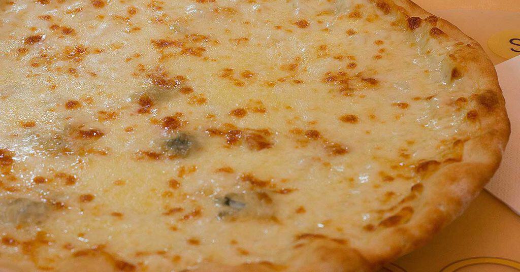 Il Zirudèla: un Ottimo Vino per la Pizza ai 4 Formaggi